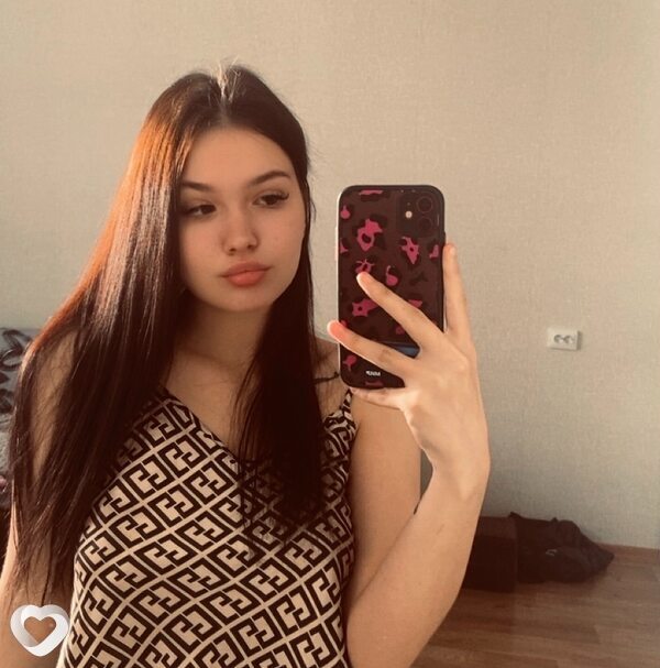 Карина, 18, Перми — анкета №3271305