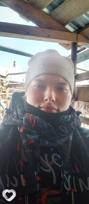 Юля, 24, Кирове — анкета №3271659