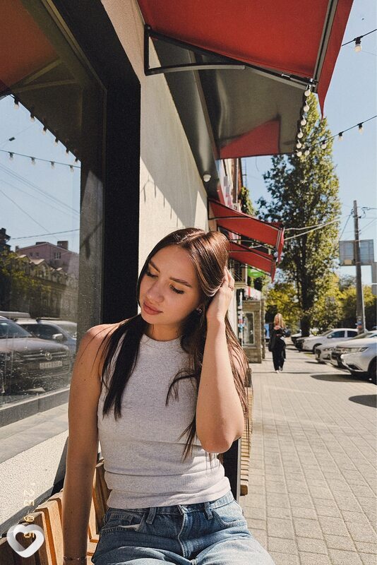 Алина, 21, Ростове-на-Дону — анкета №3271712
