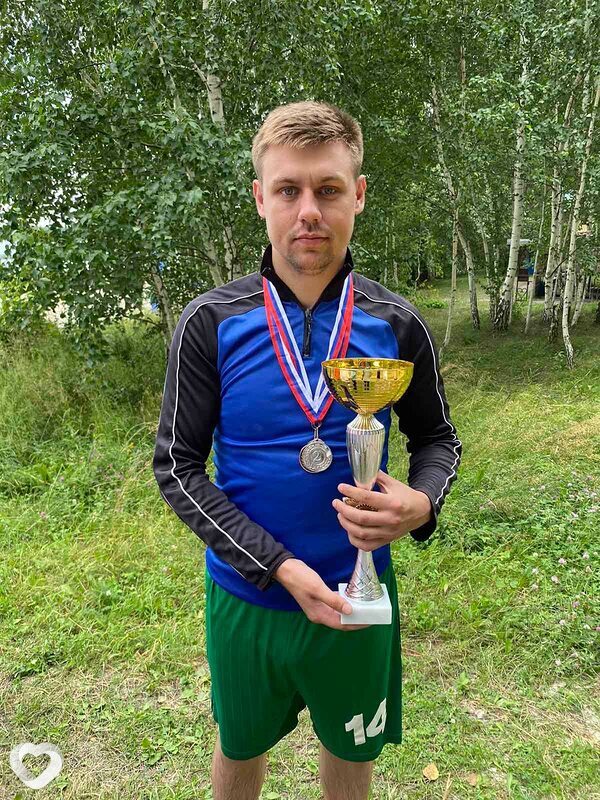 Артем, 27, Макеевке — анкета №3272328