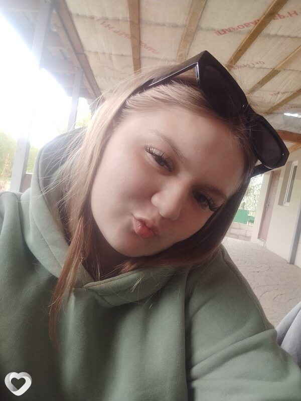 Ангеліна, 19, Харькове — анкета №3272201