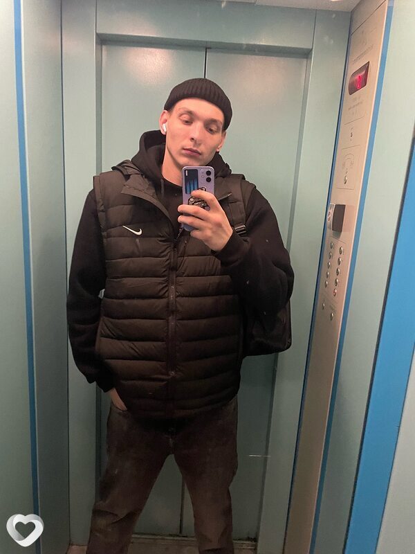 Дмитрий, 23, Белгороде — анкета №3272916