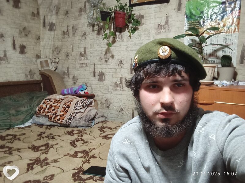 Артём, 20, Волгограде — анкета №3273906