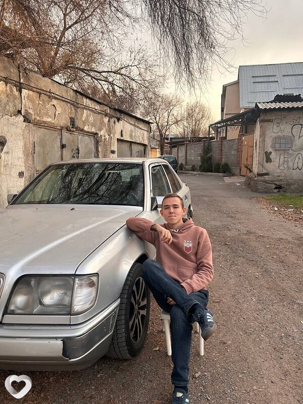 Кирилл, 20, Алматы — анкета №3274530