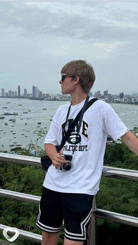 Глеб, 20, Санкт-Петербурге — анкета №3274320