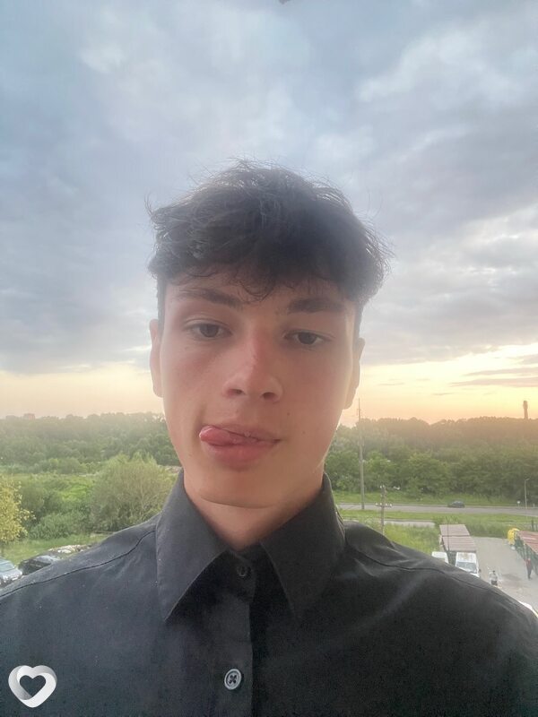 Максим, 19, Львове — анкета №3274676