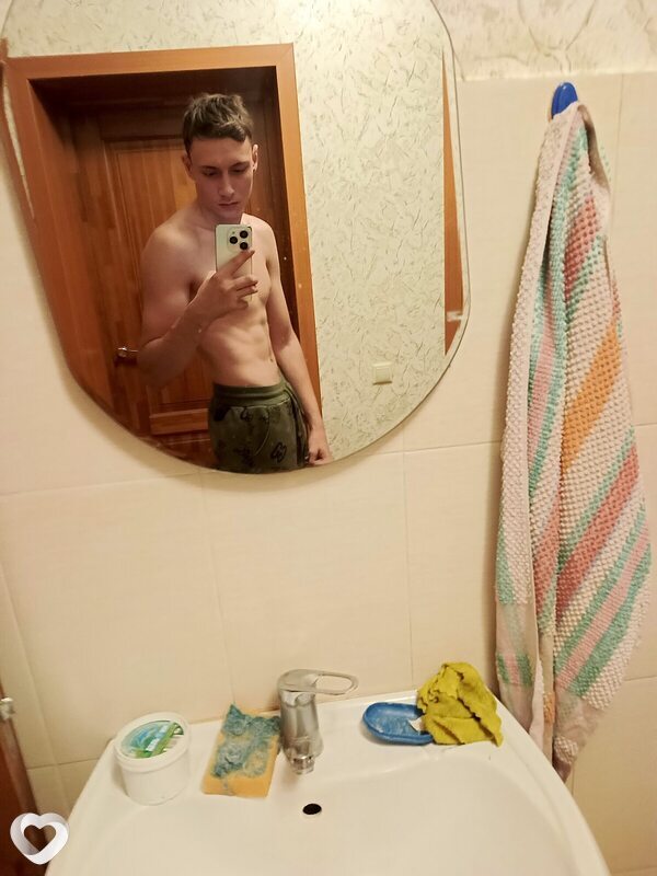 Слава, 18, Омске — анкета №3275406