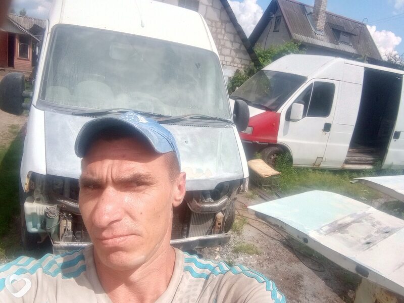 Юрий, 39, Борисове — анкета №3275573
