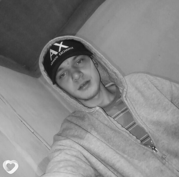 Артём, 20, Щучинске — анкета №3276238