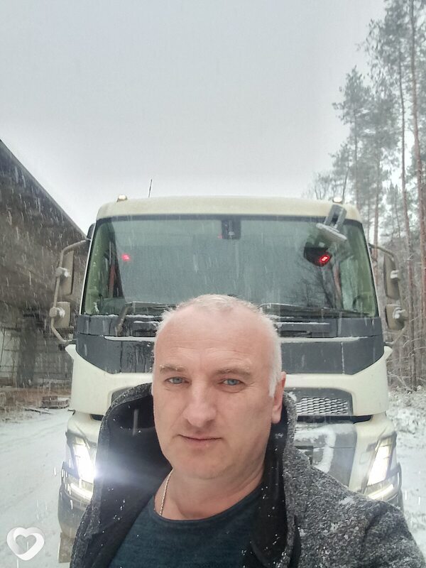 Заза Тваири, Варшава
