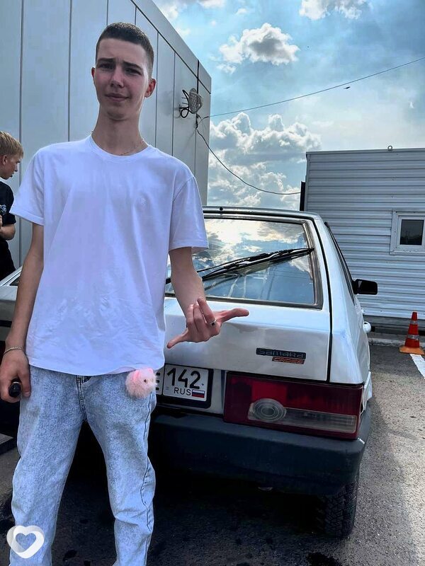 Влад, 19, Березовский (Кемеровская обл) — анкета №3276580
