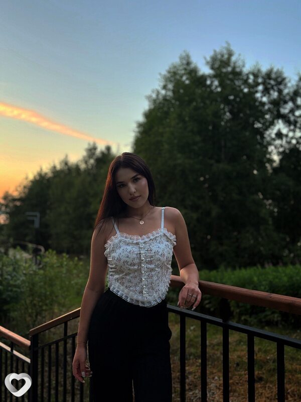 Даша, 21, Архангельске — анкета №3277237