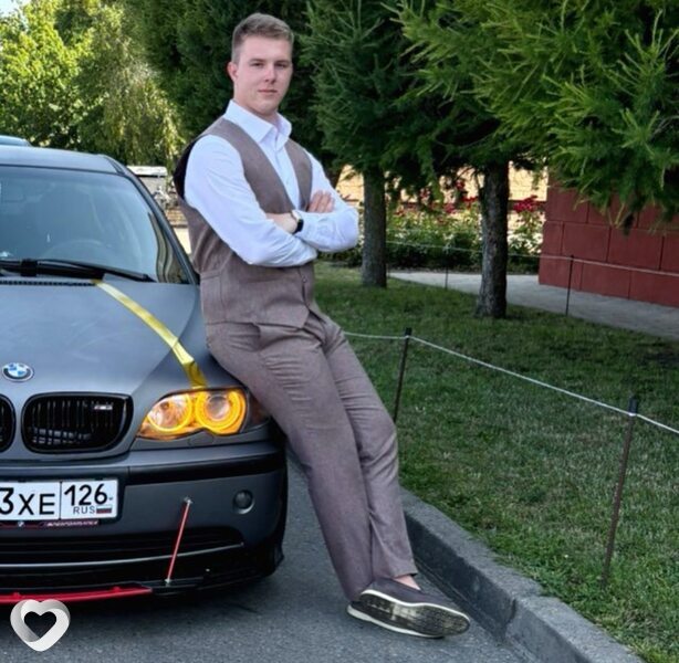 Юрий, 21, Москве — анкета №4685517