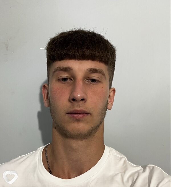 Денис, 19, Санкт-Петербурге — анкета №3277902
