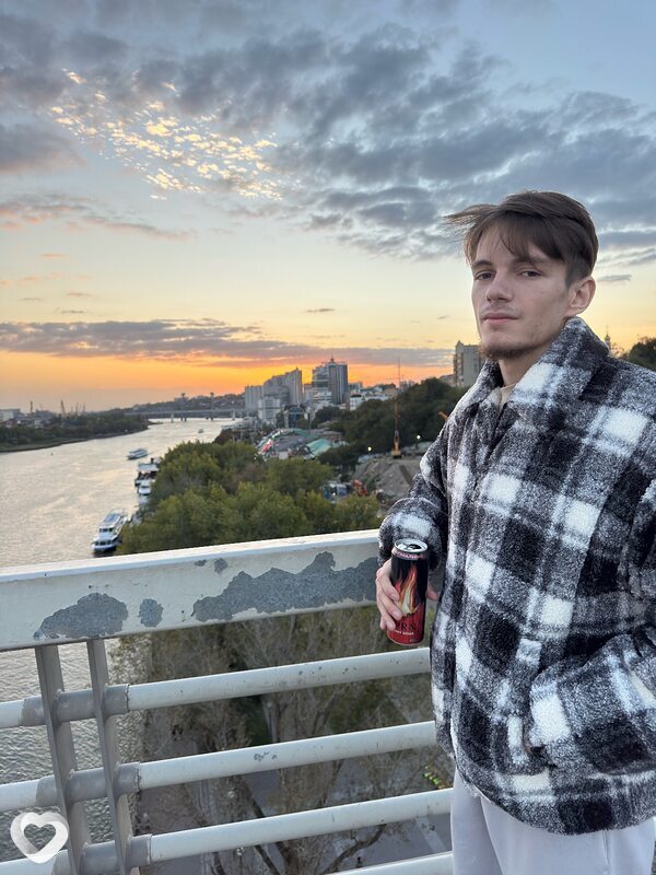 Влад, 20, Ростове-на-Дону — анкета №3277937