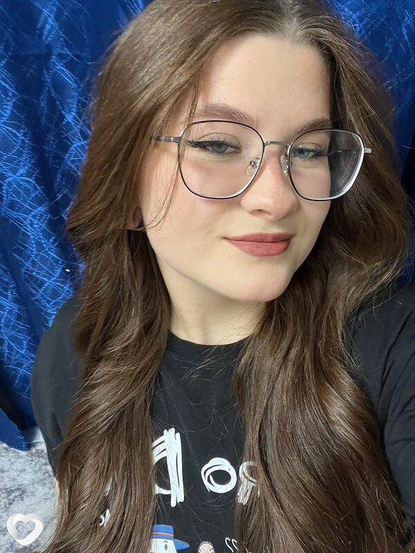 Анна, 21, Екатеринбурге — анкета №3278407