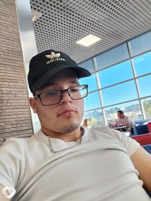 Андрей, 22, Крымске — анкета №3278283
