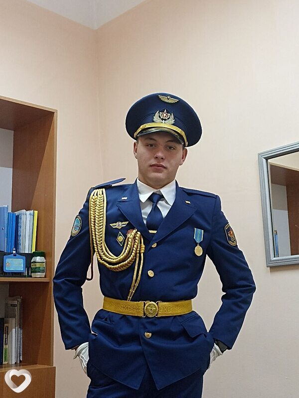 Максим, 20, Усть-Каменогорск — анкета №3278595