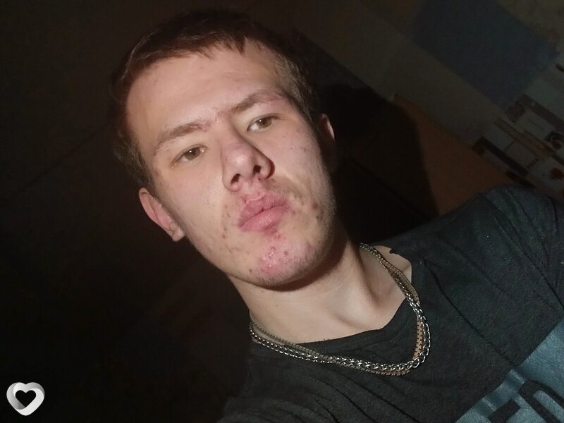 Игорь, 18, Алапаевске — анкета №3278643