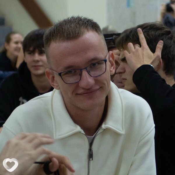 Саша, 22, Санкт-Петербурге — анкета №3278706