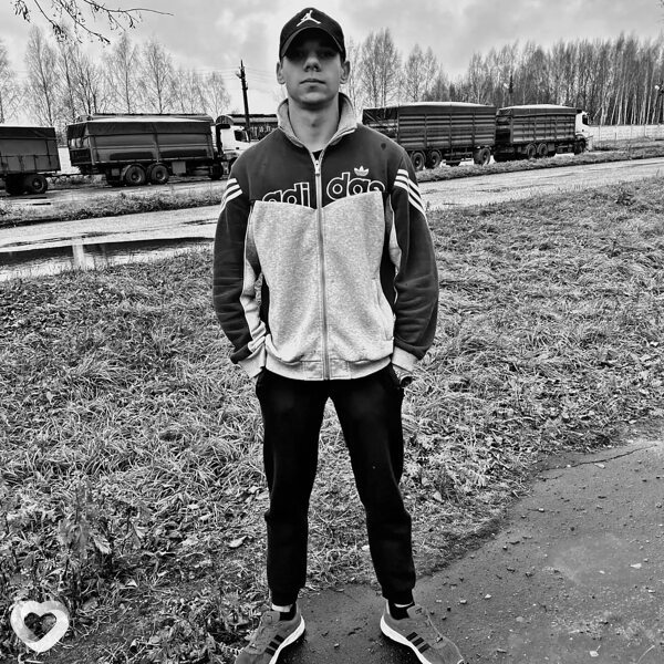 Ренат, 24, Рыбинске — анкета №3278978