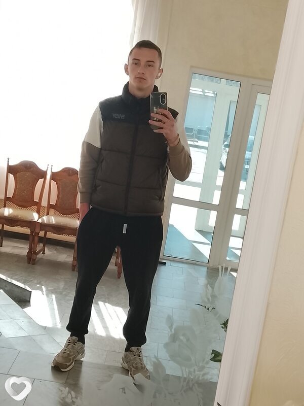 Владимир, 20, Мозыре — анкета №3279264