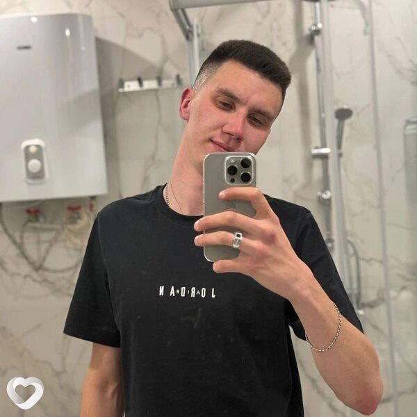 Дмитрий, 27, Нижнекамске — анкета №3280174