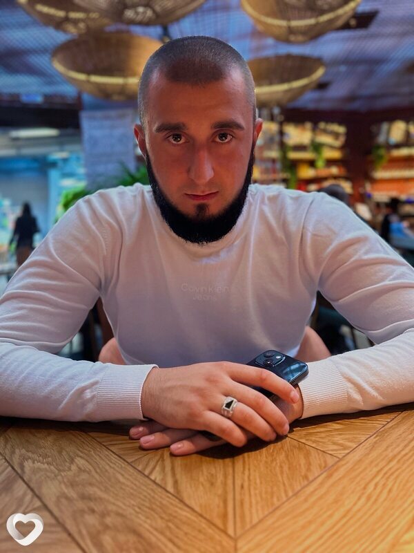 Александр, 23, Магнитогорске — анкета №3280448