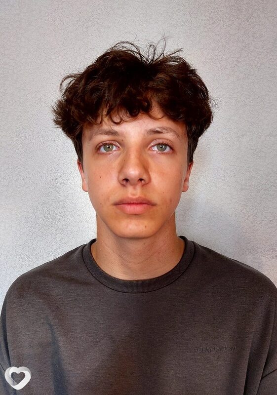 Максим, 20, Екатеринбурге — анкета №3281019