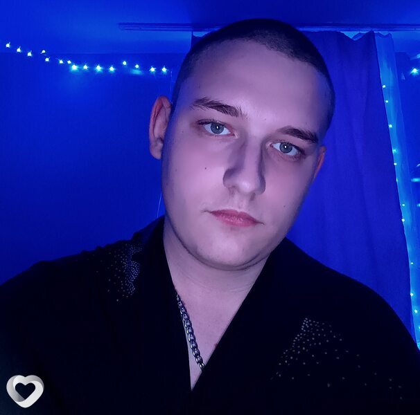Дмитрий, 20, Барнауле — анкета №3281810