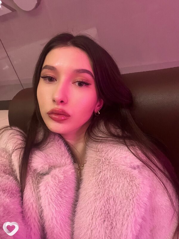 Юлия, 23, Барнауле — анкета №3281455
