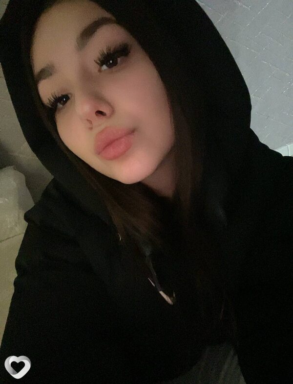 Милана, 19, Барнауле — анкета №3282170
