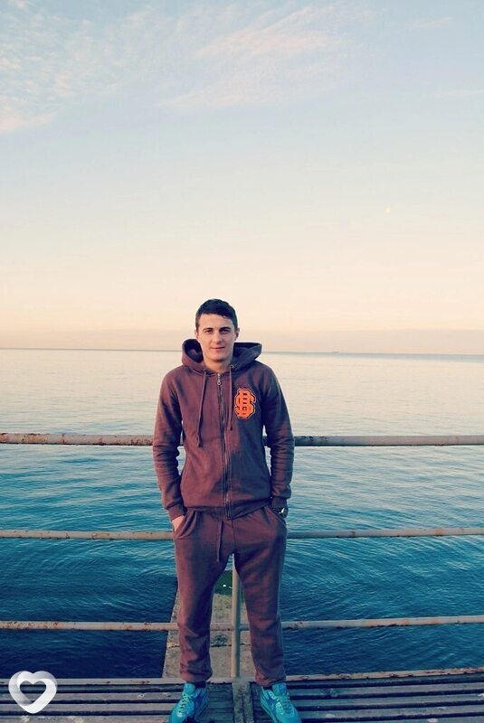 Евгений, 18, Краснодаре — анкета №3283042
