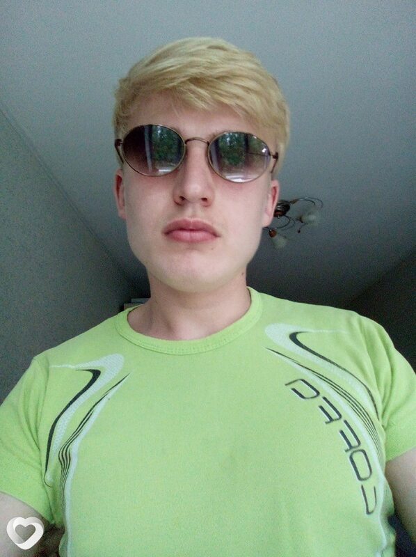 Денис, 27, Москве — анкета №3283274