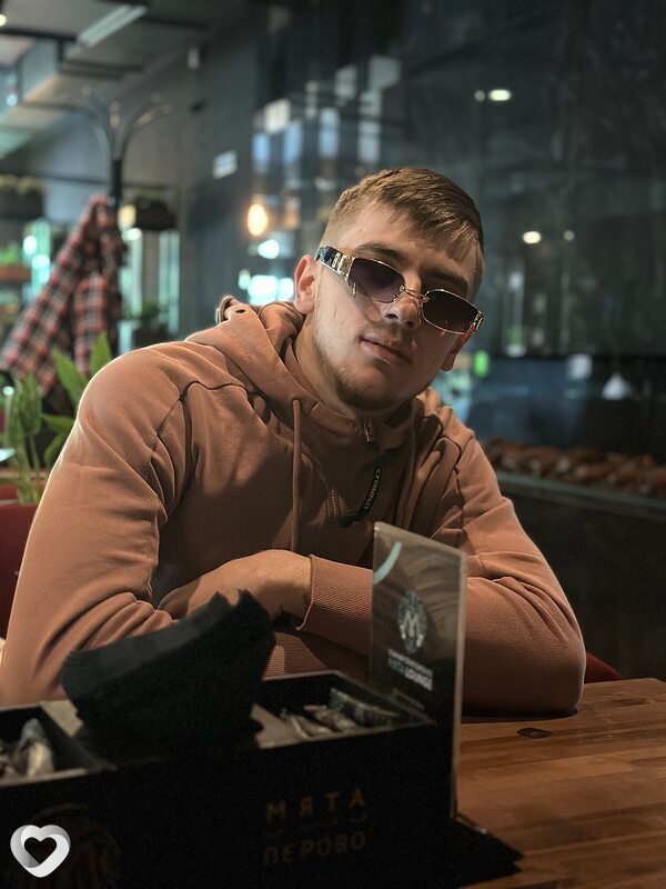 Рома, 26, Москве — анкета №3283398