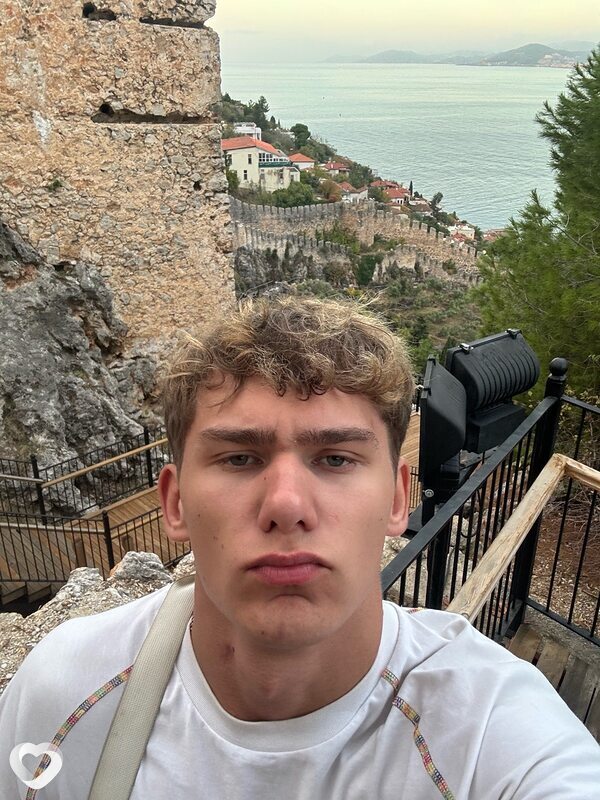Егор, 19, Санкт-Петербурге — анкета №3283532
