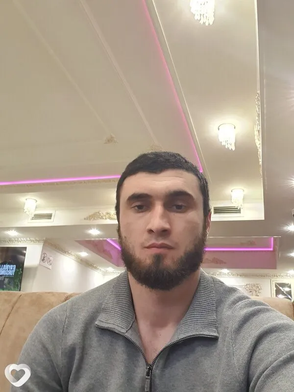 Максим, 28, Москве — анкета №3283582