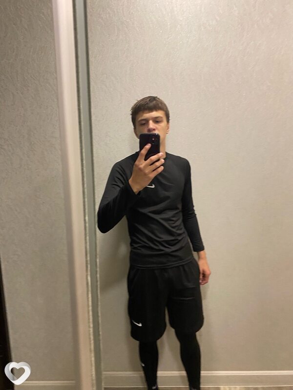 Владимирович, 19, Минске — анкета №3284410