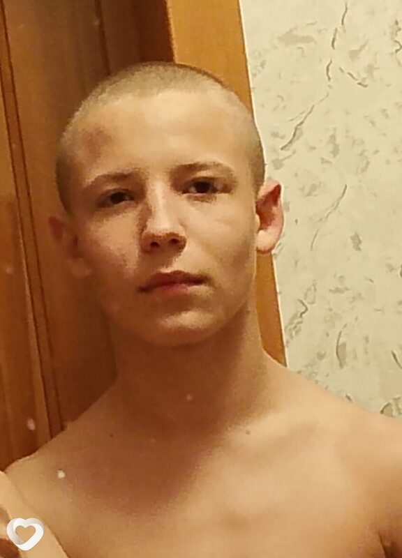 Александр, 19, Ханты-Мансийске — анкета №3285330