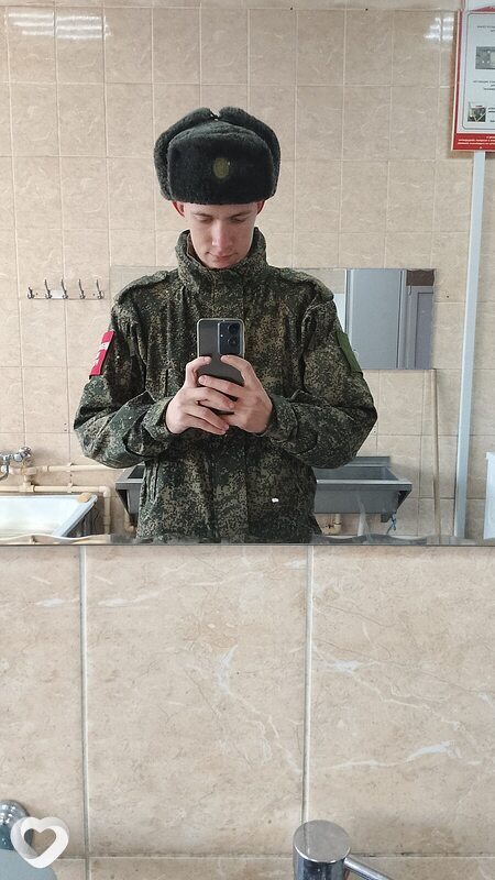 Владислав, 19, Уссурийске — анкета №3285729