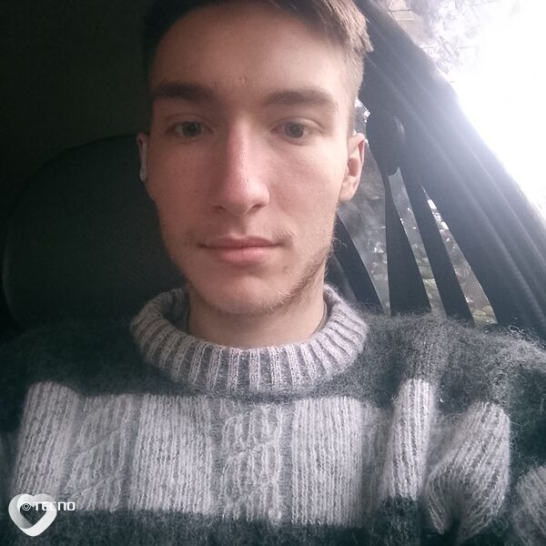 Александр, 20, Новосибирске — анкета №3286149