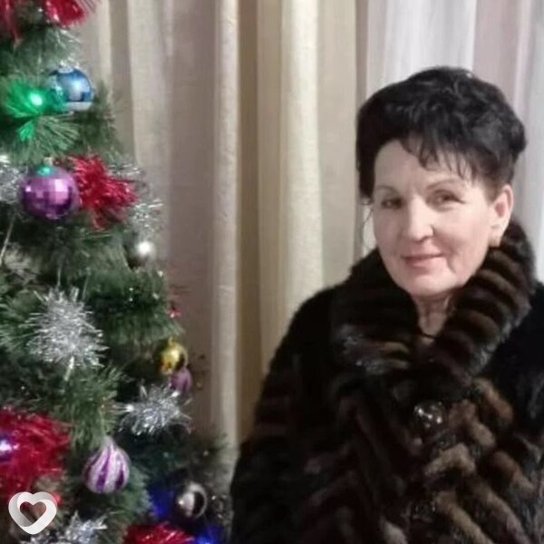 Валентина, Семей