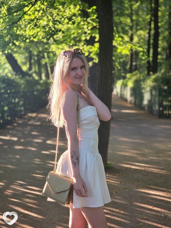 Анастасия, 22, Санкт-Петербурге — анкета №3288138