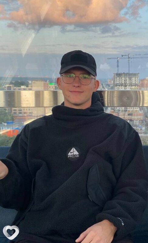 Сергей, 21, Новосибирске — анкета №3288571
