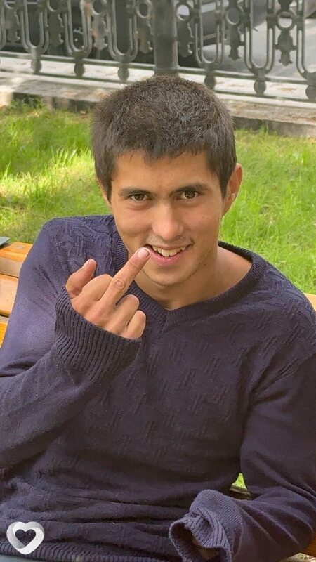 Усеин, 19, Симферополе — анкета №3288785