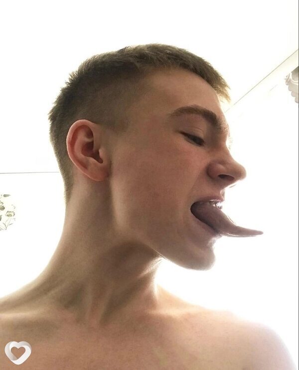 Артём, 22, Орёл — анкета №3289544