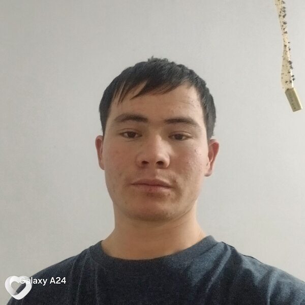 Алег, 21, Красноярске — анкета №3290393