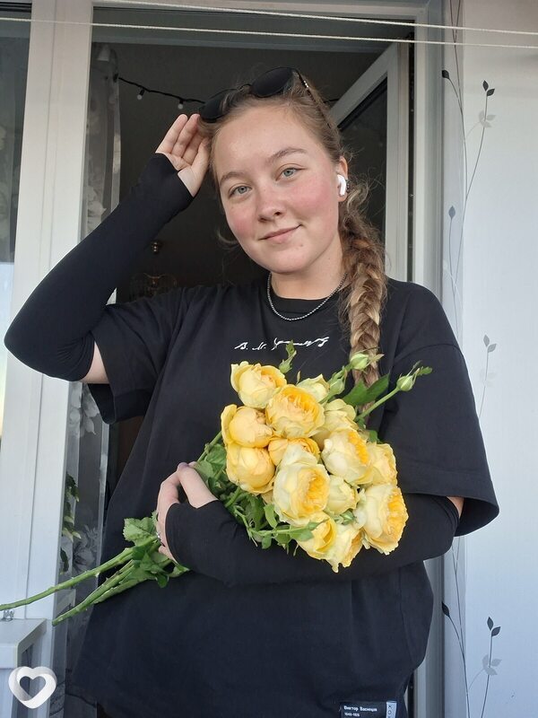 Елизавета, 21, Перми — анкета №3290755