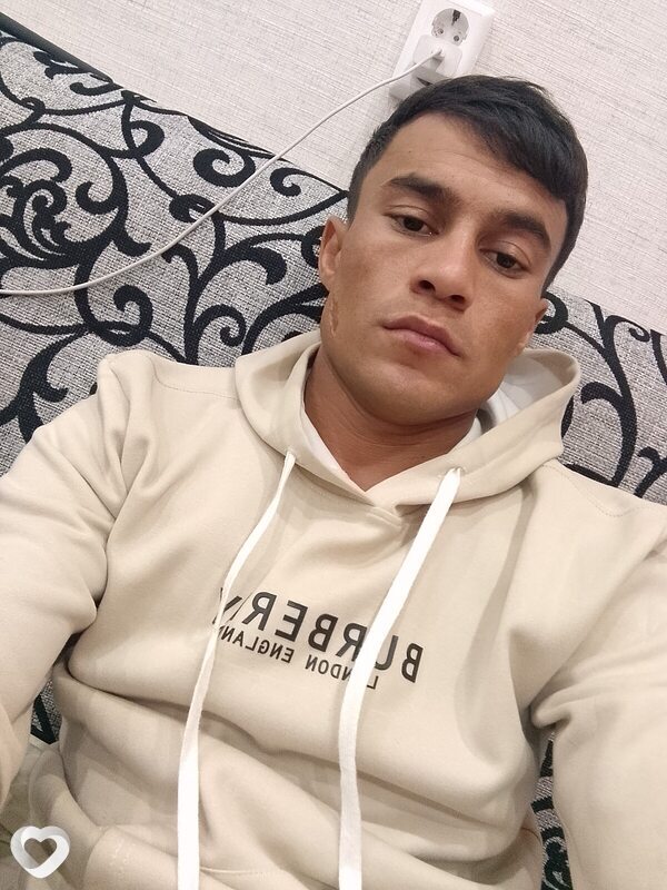 Artur, 26, Набережных Челнах — анкета №3291743