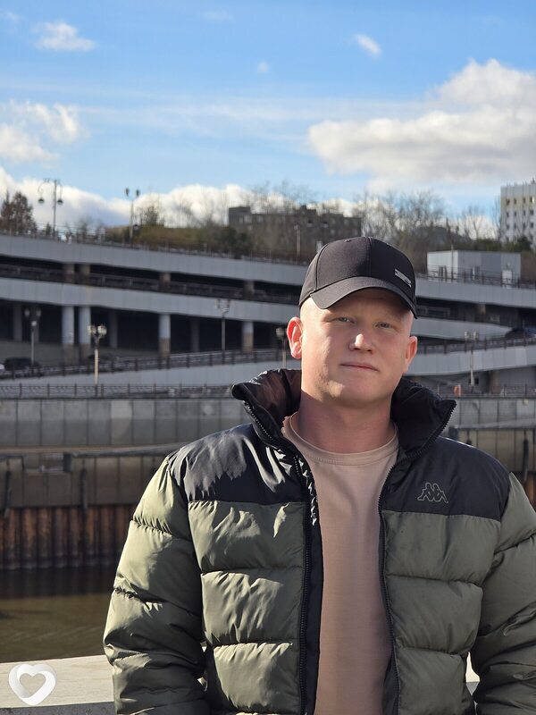 Павел, 26, Сочи — анкета №3291929